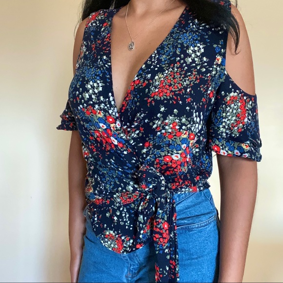 Floral Off The Shoulder Wrap Top - Picture 2 of 4